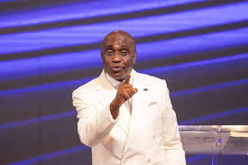 Pastor Ibiyeomie Bans Gum, Water, and Phone Use During Church Services